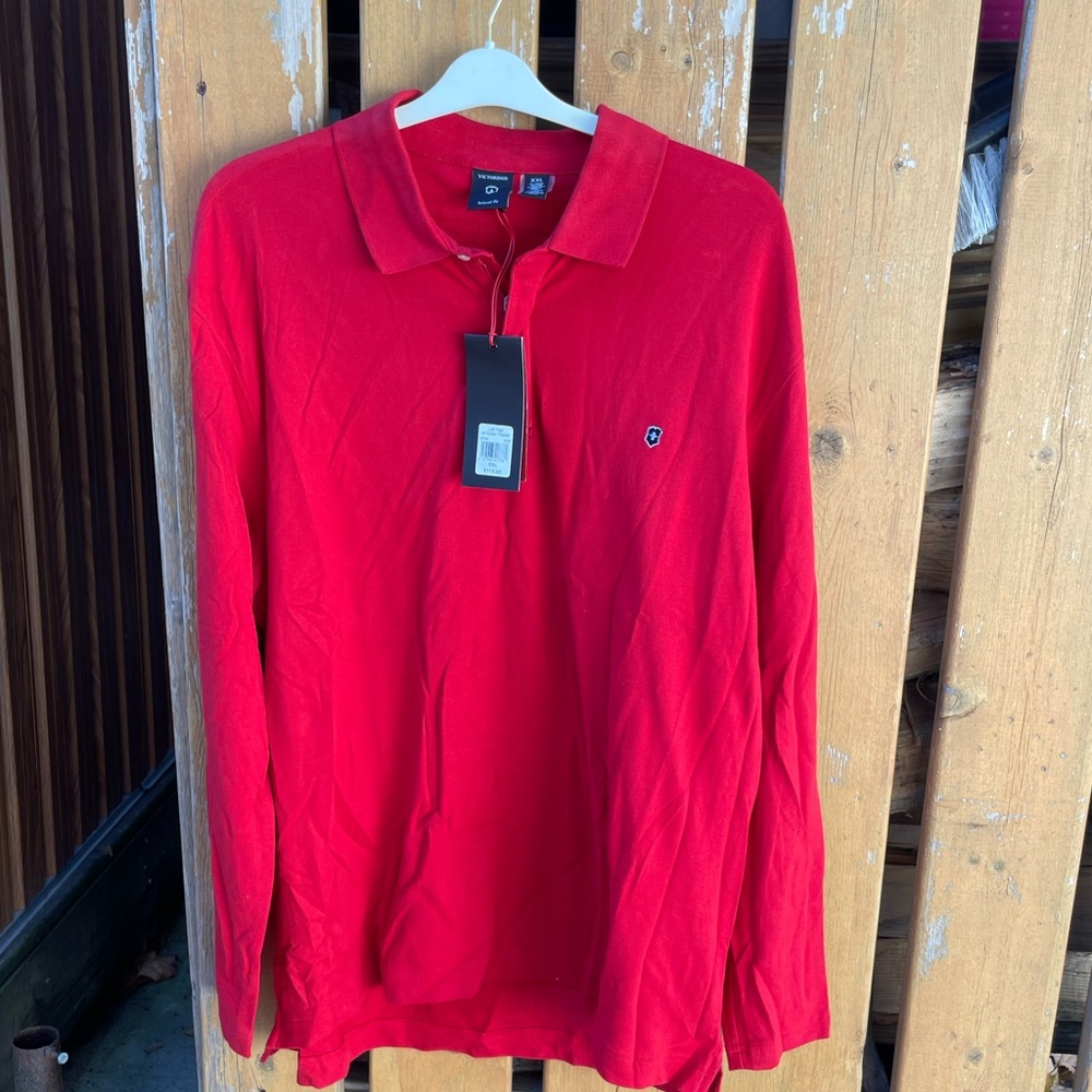 NWT Victorinox Red men’s 2xl